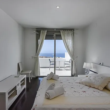 Eleonora, Luxury With Heated Pool Ocean View In Adeje, Tenerife Villa *