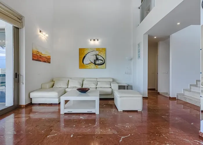 Eleonora, Luxury With Heated Pool Ocean View In Adeje, Tenerife فيلة