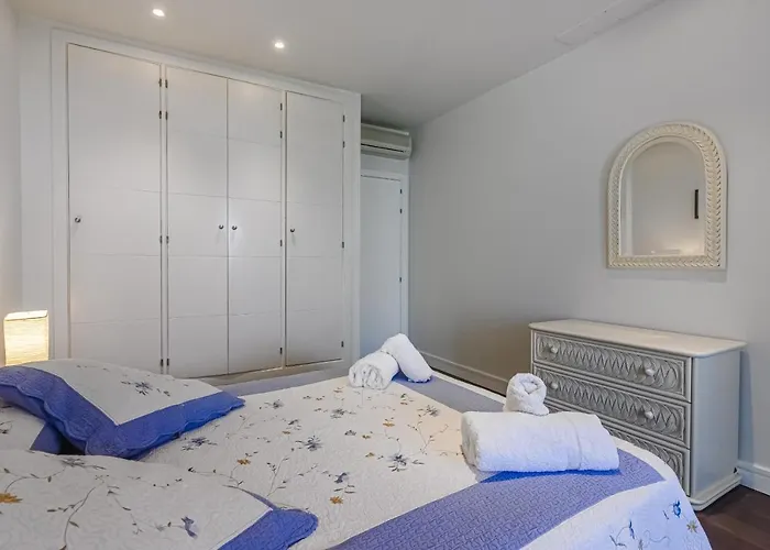 Eleonora, Luxury With Heated Pool Ocean View In Adeje, Tenerife فيلة *