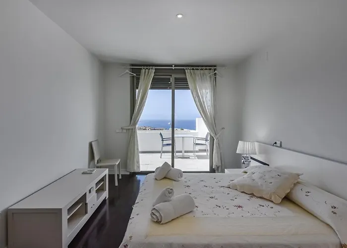 Eleonora, Luxury With Heated Pool Ocean View In Adeje, Tenerife فيلة *