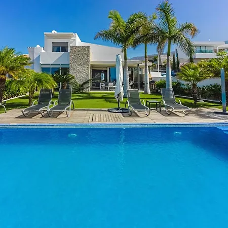Eleonora, Luxury With Heated Pool Ocean View In Adeje, Tenerife 阿德耶