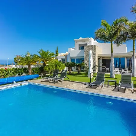 Eleonora, Luxury With Heated Pool Ocean View In Adeje, Tenerife Villa