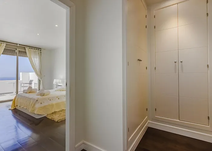 别墅 Eleonora, Luxury With Heated Pool Ocean View In Adeje, Tenerife