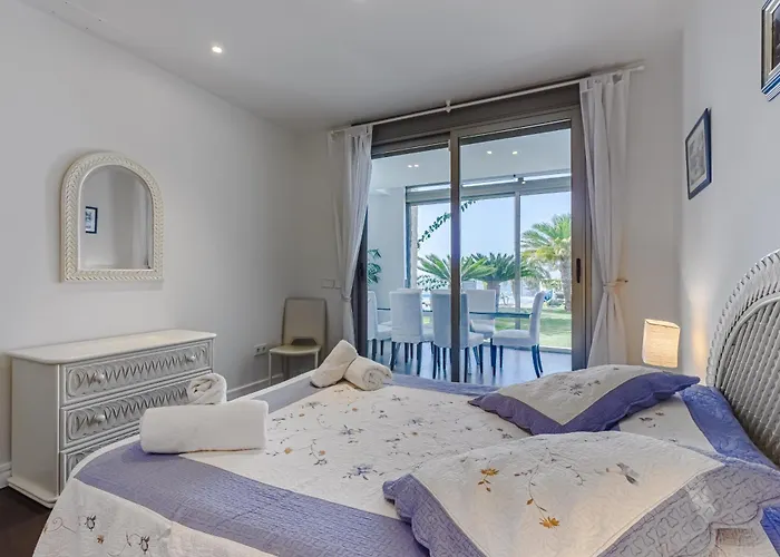 Eleonora, Luxury With Heated Pool Ocean View In Adeje, Tenerife 阿德耶