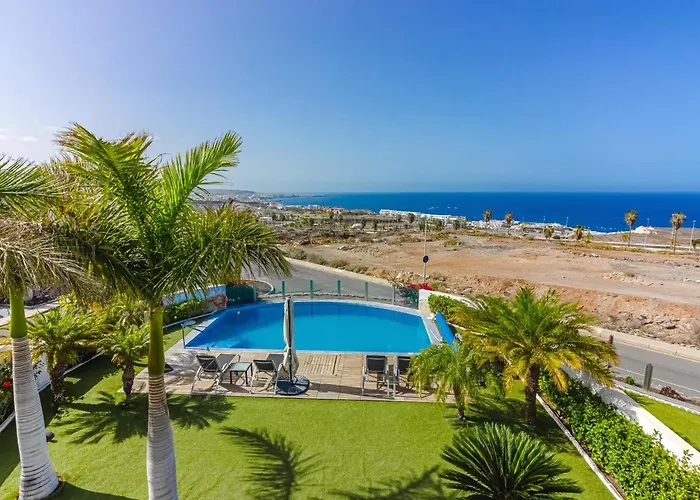 Eleonora, Luxury With Heated Pool Ocean View In Adeje, Tenerife וילה *