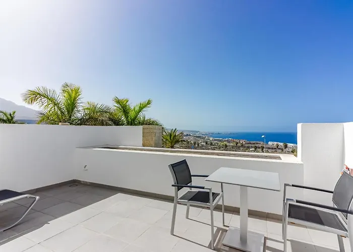 וילה Eleonora, Luxury With Heated Pool Ocean View In Adeje, Tenerife אדחה